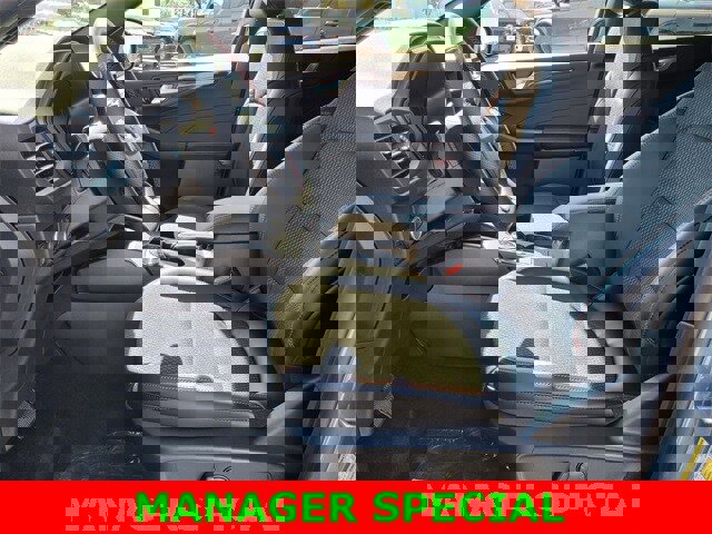 New 2025 Ford Escape ST-Line w/ Equipment Group 301A image 35