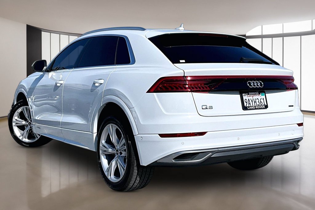 Used 2022 Audi Q8 Premium AWD/4WD image 4