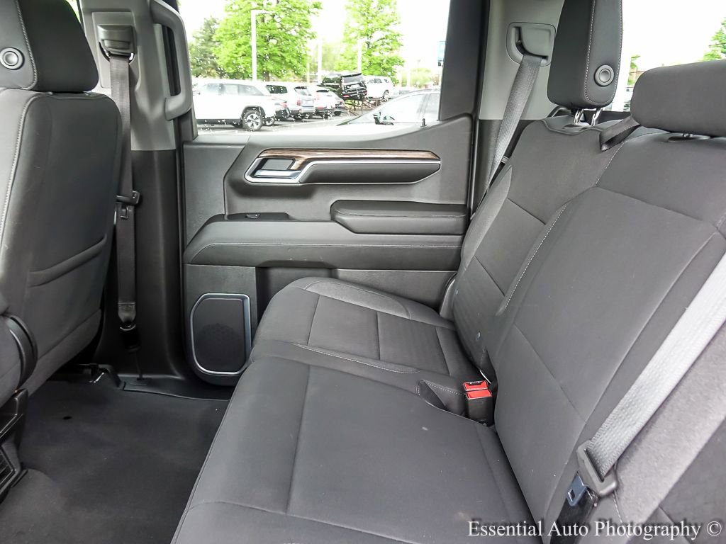 Used 2022 Chevrolet Silverado 1500 LT AWD/4WD image 13