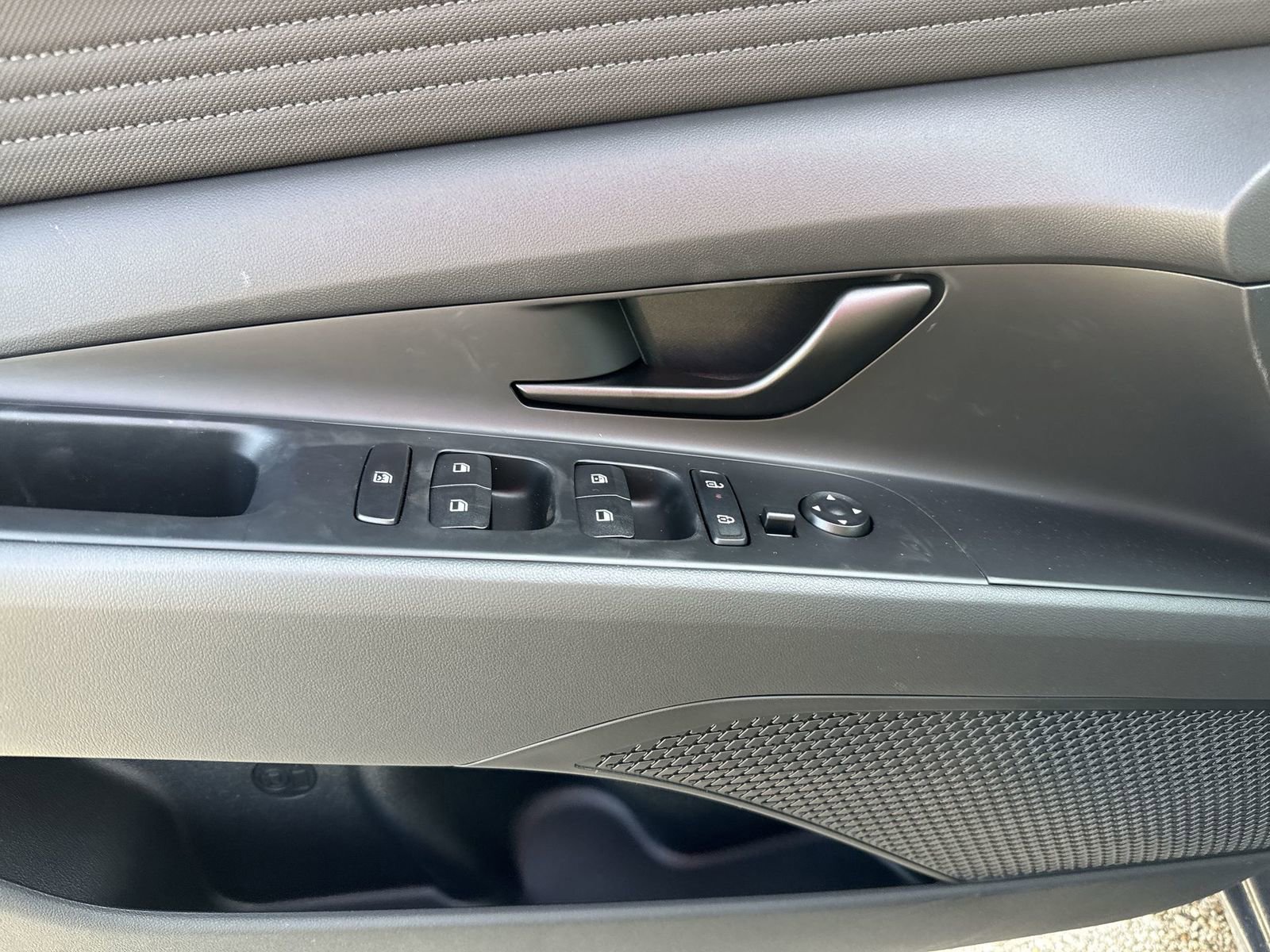 Used 2025 Hyundai Elantra Sport image 16