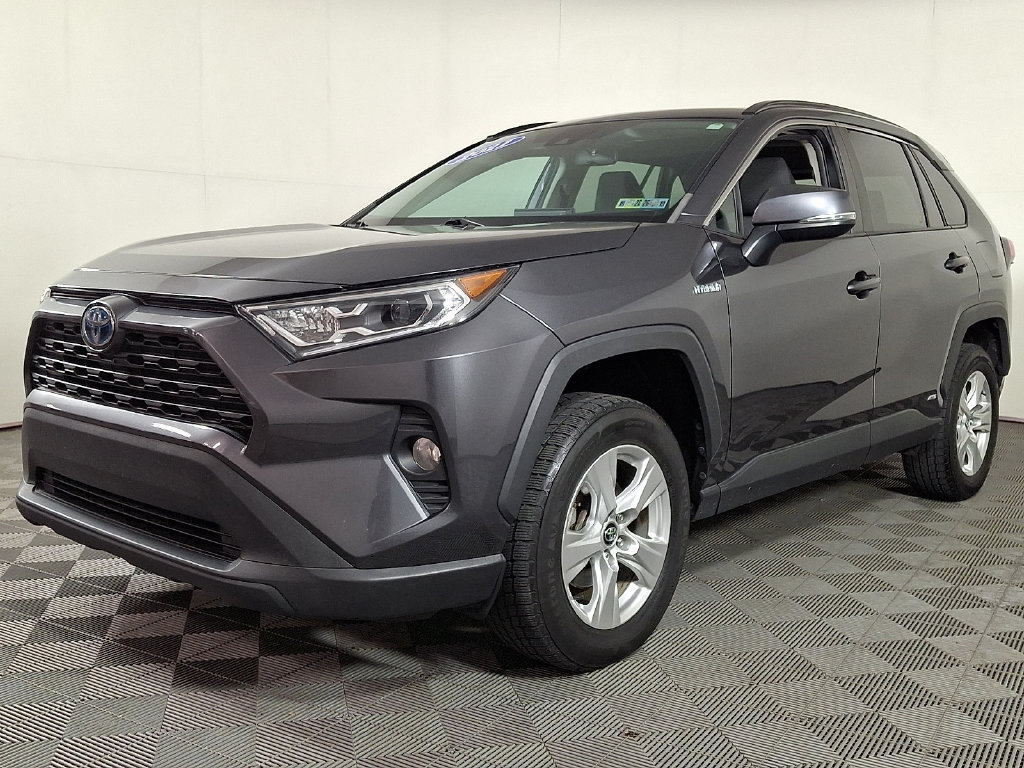 Used 2021 Toyota RAV4 XLE w/ Convenience Package AWD/4WD image 6