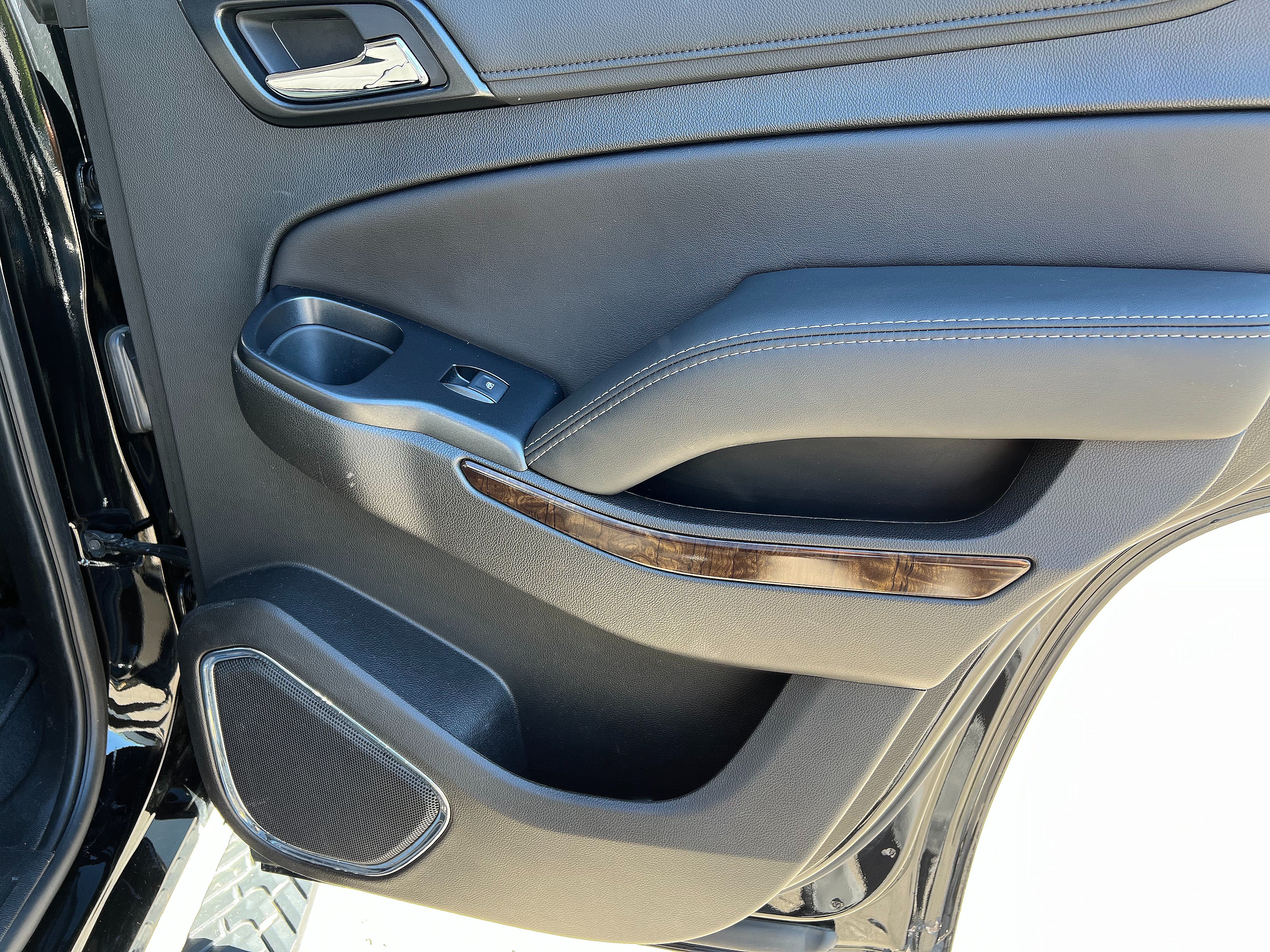 Used 2019 Chevrolet Tahoe LS AWD/4WD image 27