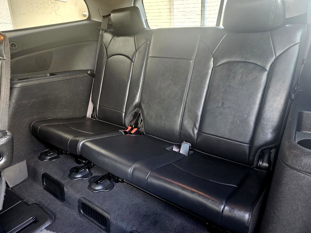 Used 2009 Chevrolet Traverse LT image 24