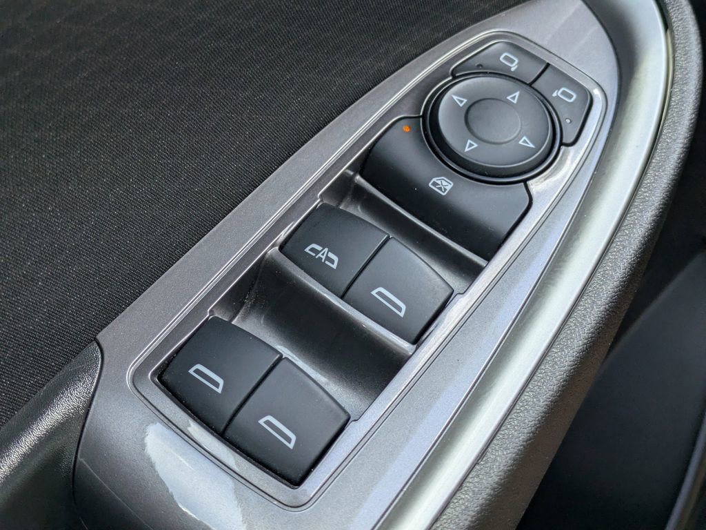 Used 2025 Chevrolet Malibu LT FWD image 28
