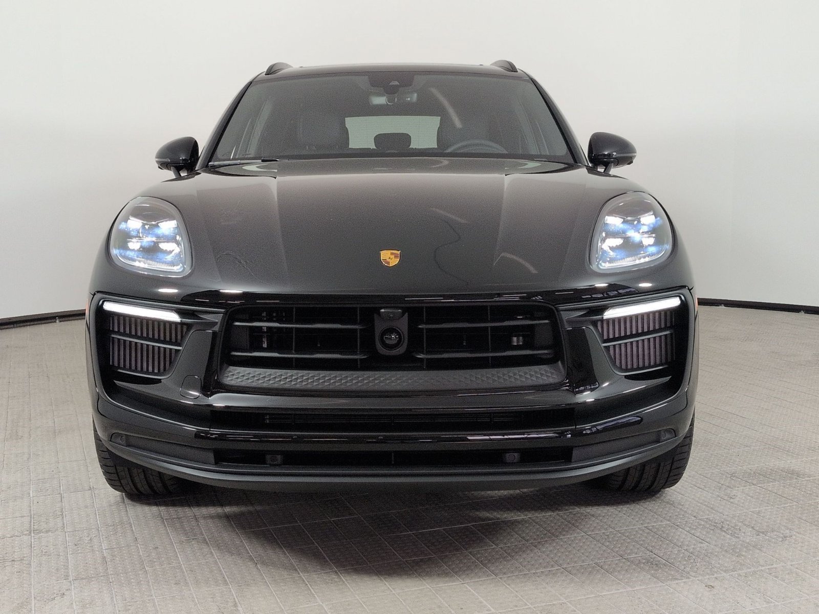 New 2026 Porsche Macan S AWD/4WD image 7