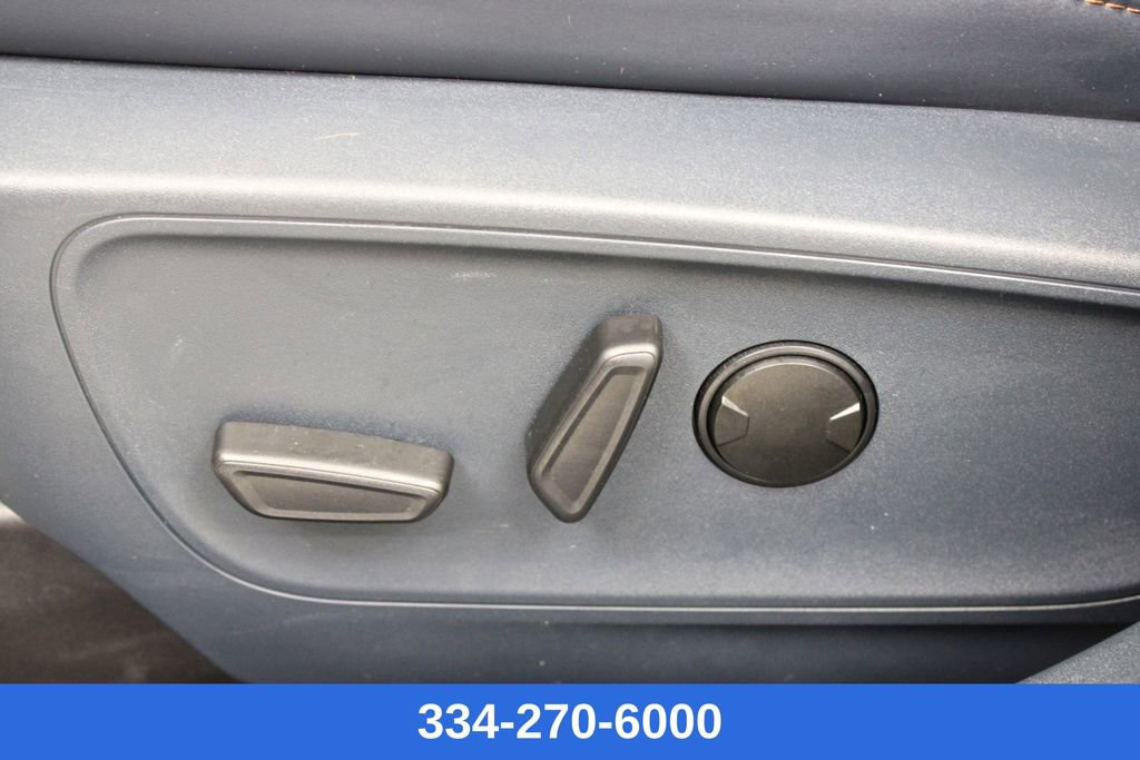 Used 2023 Ford Maverick Lariat w/ Lariat Luxury Package image 17
