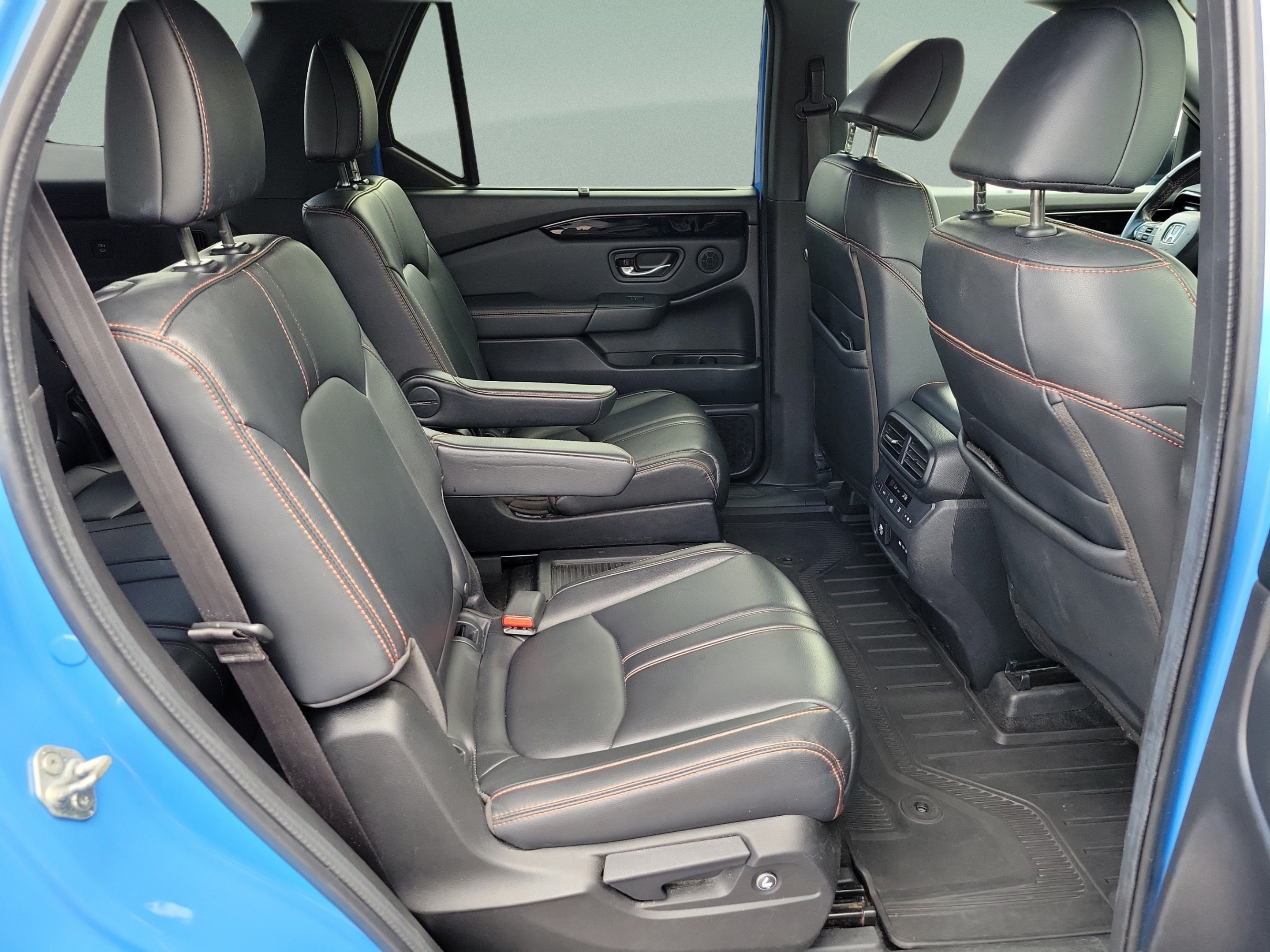 Used 2024 Honda Pilot TrailSport image 10