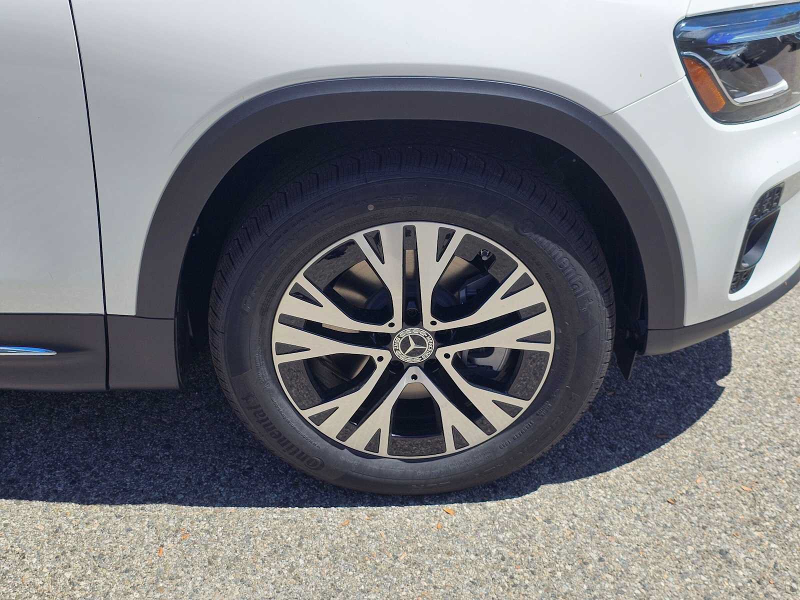 New 2026 Mercedes-Benz GLB 250 image 9