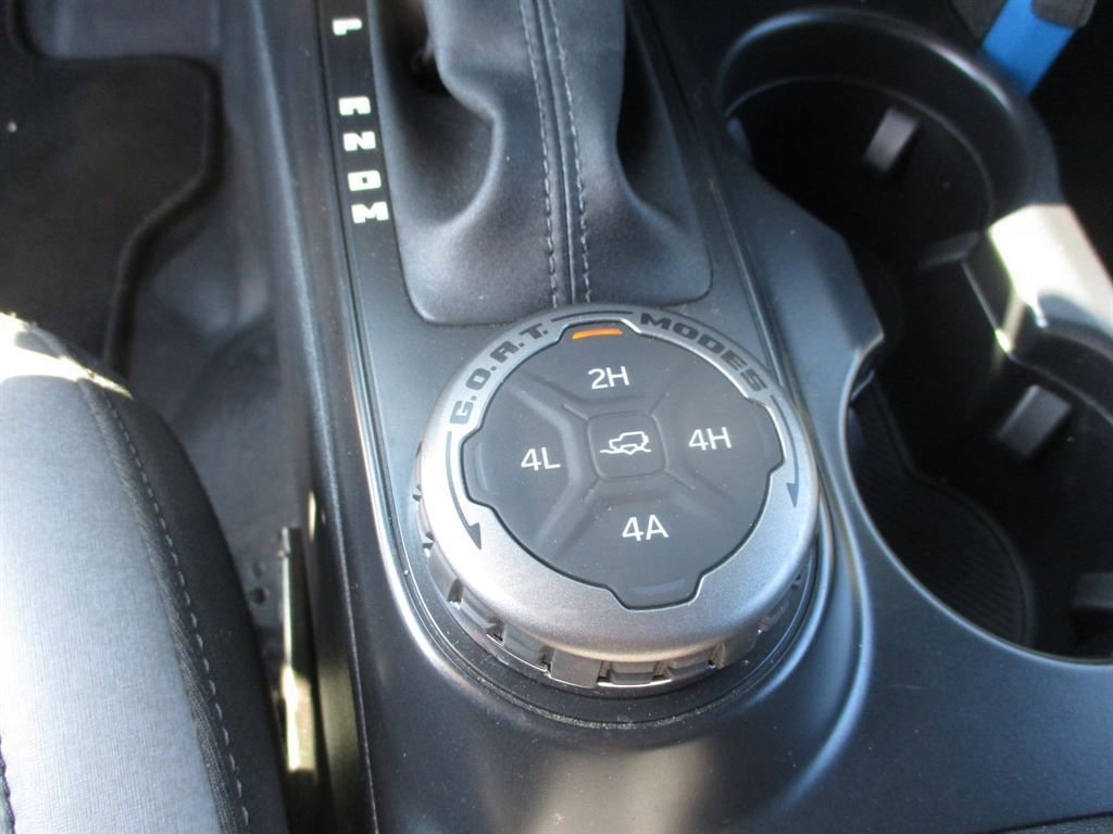 Used 2024 Ford Bronco Black Diamond w/ Sasquatch Package image 13