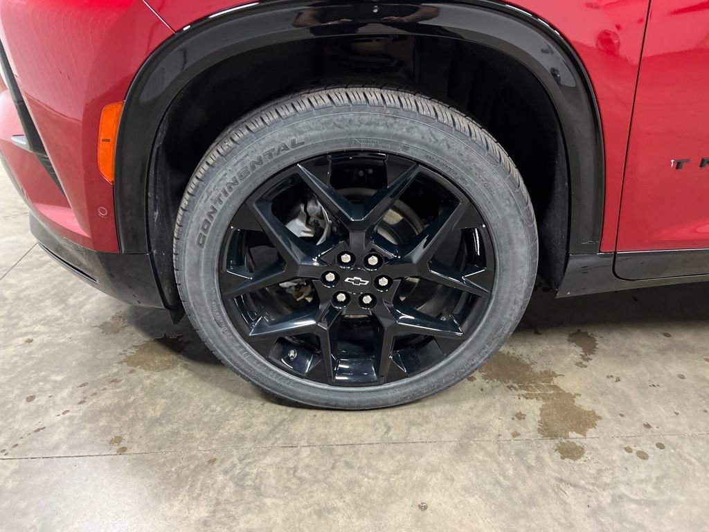 Used 2024 Chevrolet Traverse RS w/ LPO, Floor Liner Package image 10