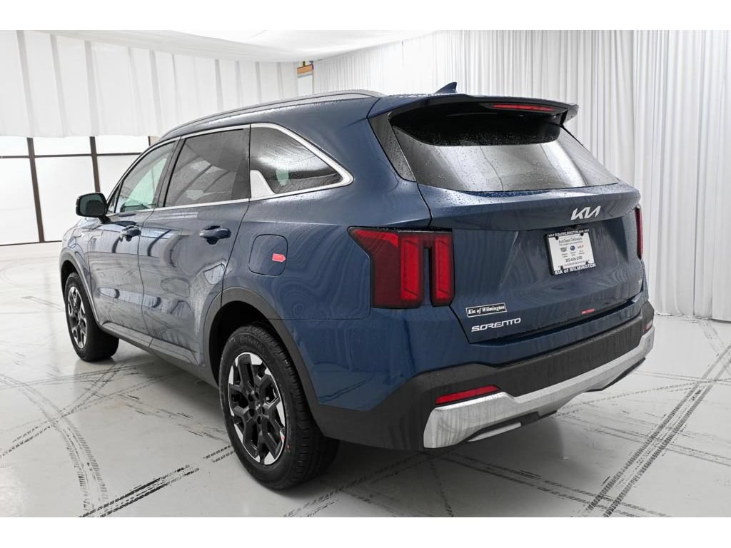 New 2026 Kia Sorento S w/ S Panoramic Sunroof Package AWD/4WD image 5
