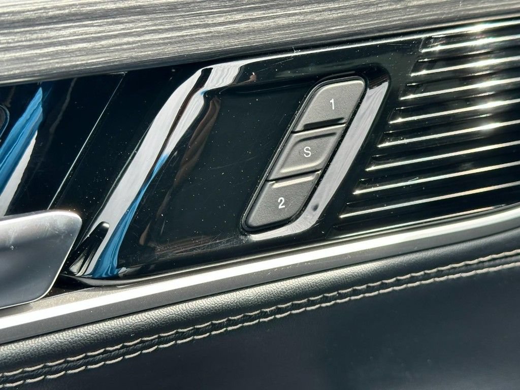 Used 2024 Jeep Wagoneer Series II w/ Rear Seat Video Group 1 AWD/4WD image 21