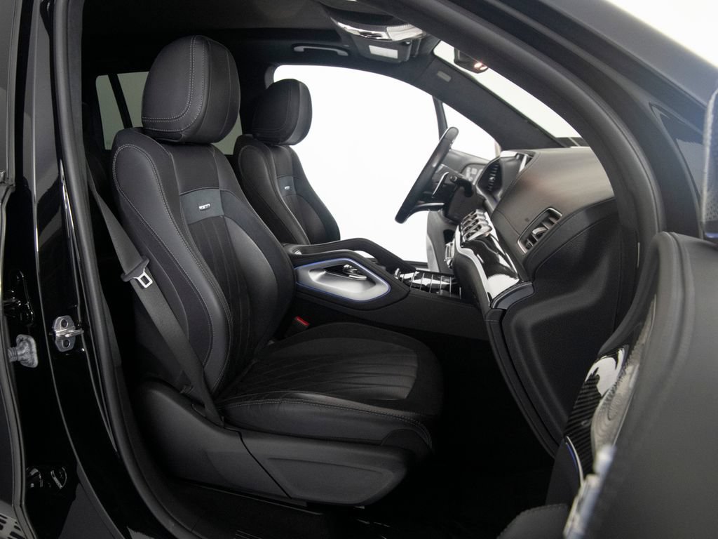 Used 2022 Mercedes-Benz GLS 63 AMG 4MATIC image 34