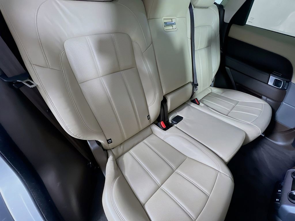 Used 2019 Land Rover Range Rover Sport HSE image 28