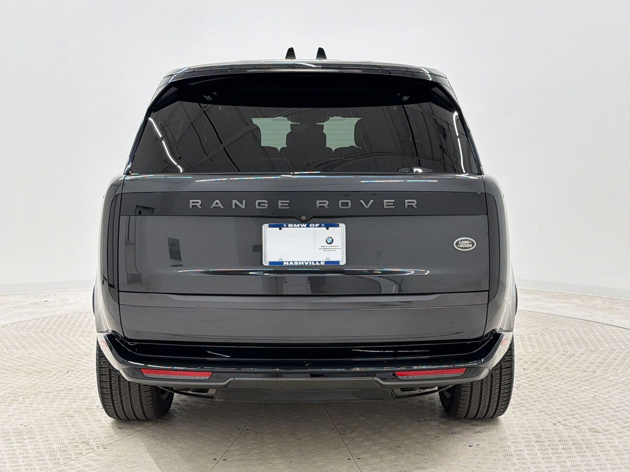 Used 2023 Land Rover Range Rover SE image 10