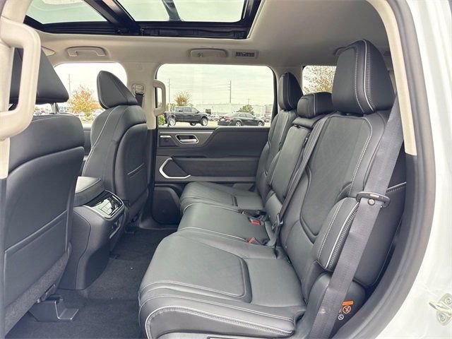 New 2026 INFINITI QX80 Luxe w/ Exterior Package AWD/4WD image 11