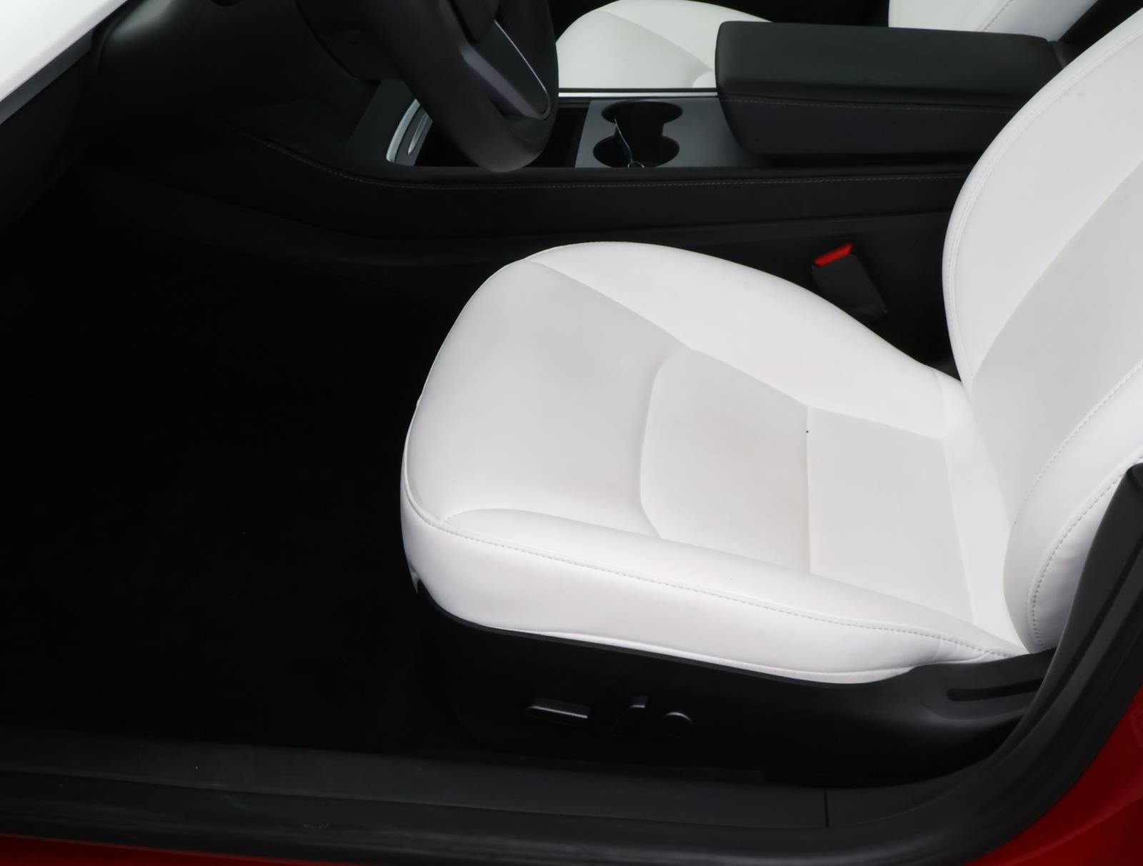 Used 2023 Tesla Model 3 Long Range image 13