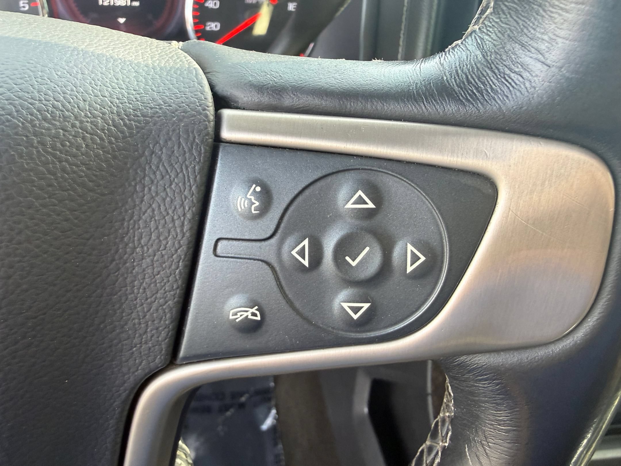Used 2016 GMC Sierra 1500 Denali AWD/4WD image 14