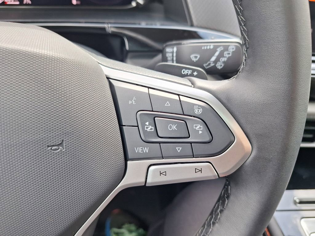 New 2026 Volkswagen Atlas Peak Edition image 14