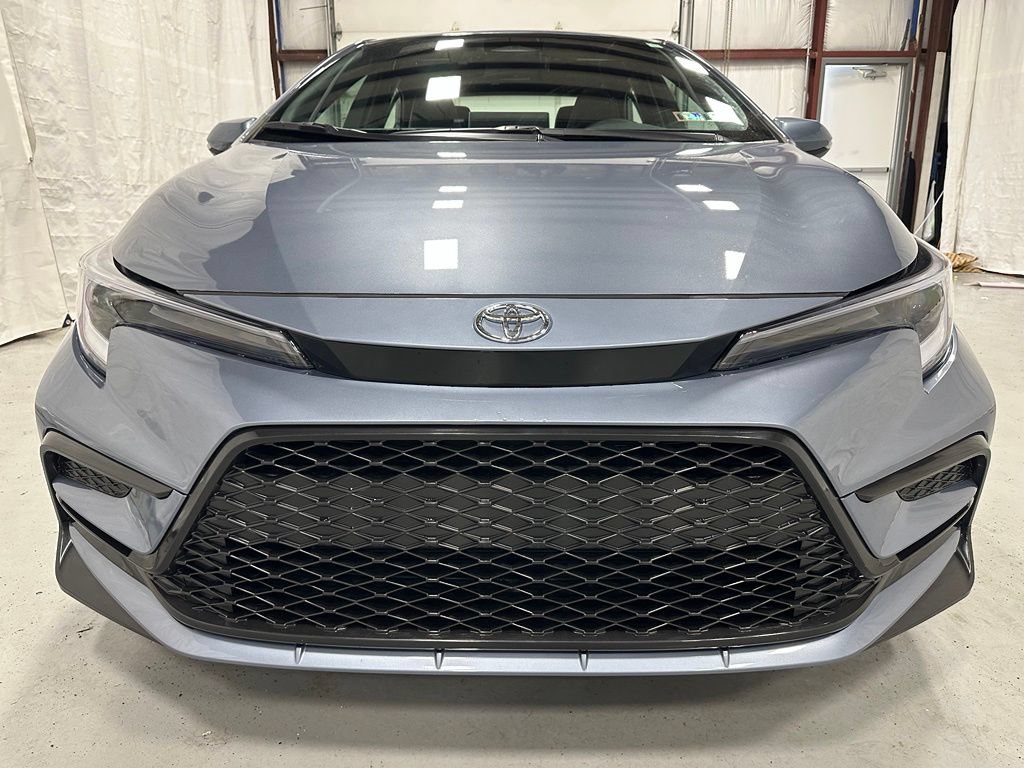 Used 2026 Toyota Corolla XSE FWD image 2