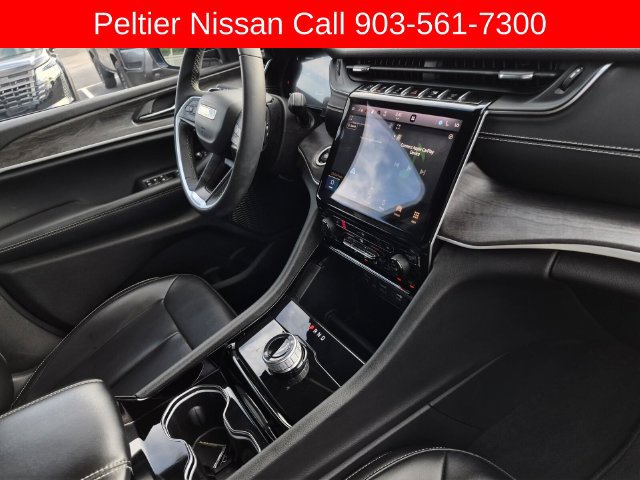 Used 2023 Jeep Grand Cherokee Limited RWD image 13