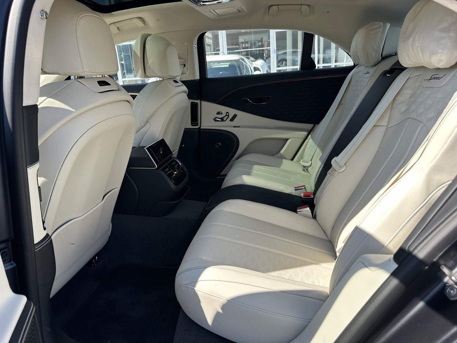 New 2026 Bentley Flying Spur Plug-In Hybrid AWD/4WD image 25