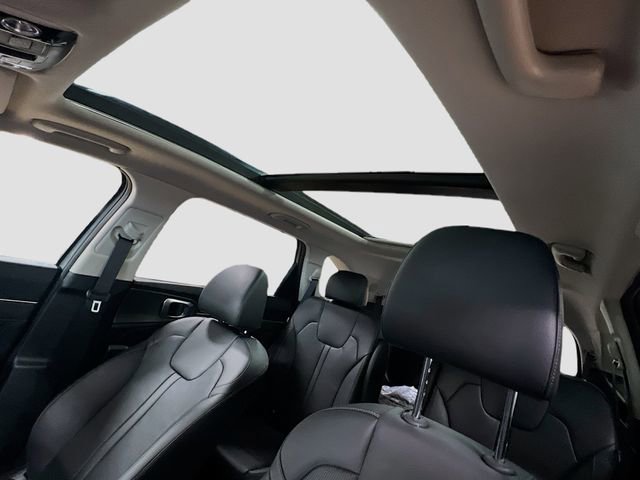 New 2026 Kia Sorento SX image 23