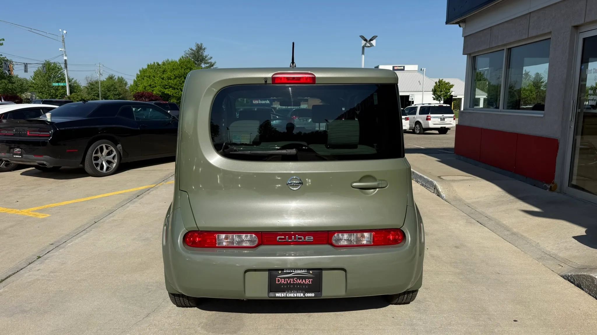 Used 2009 Nissan Cube 1.8 S w/ Interior Illumination Pkg FWD image 6