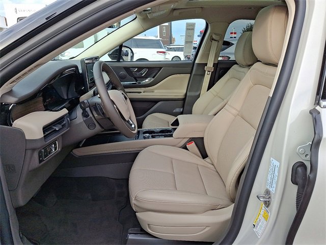 New 2024 Lincoln Corsair Grand Touring w/ Equipment Group 301A image 6