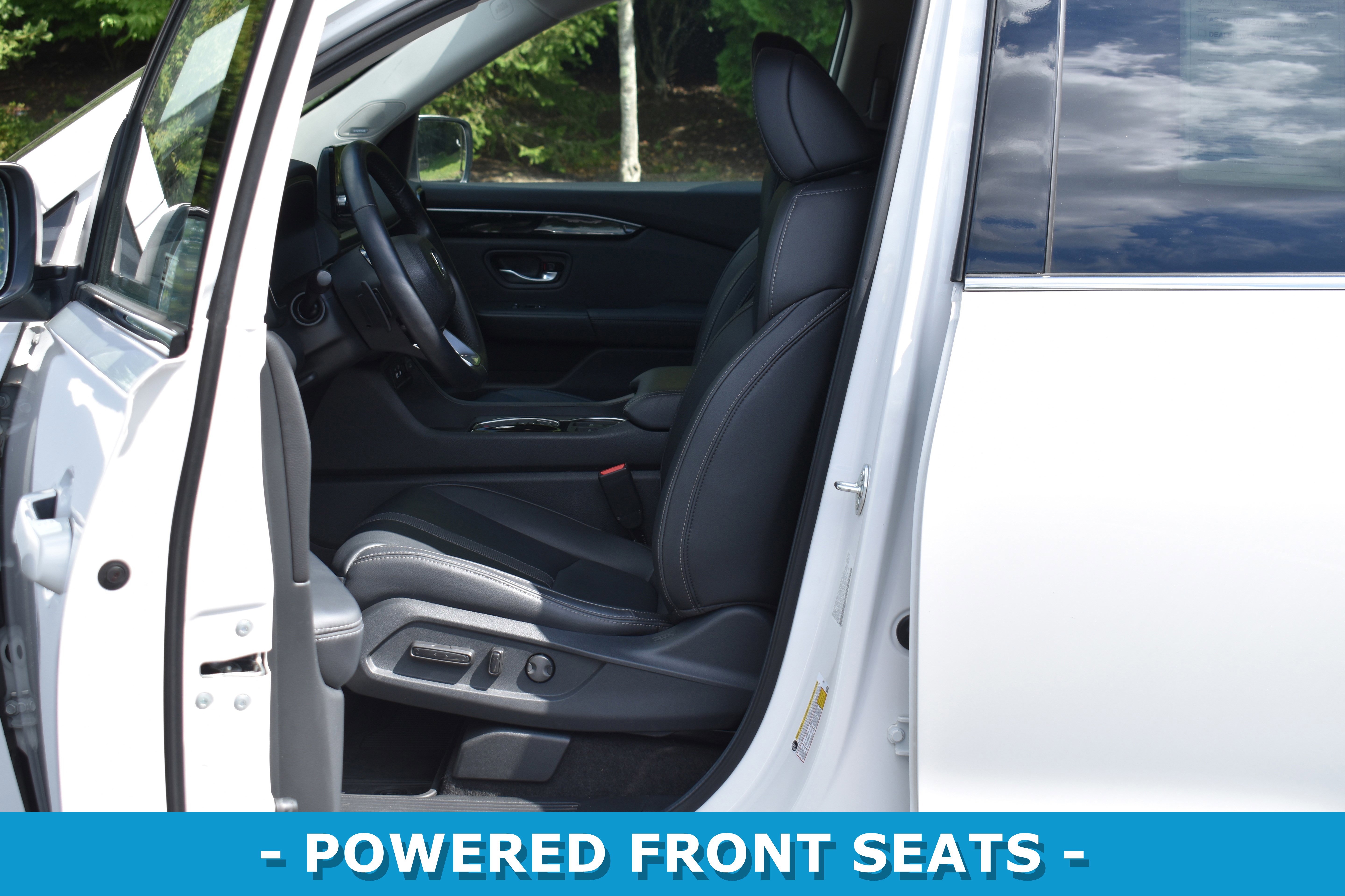 Certified 2024 Honda Pilot Touring image 4