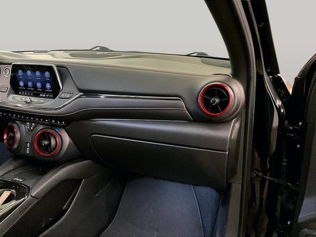 Used 2019 Chevrolet Blazer RS AWD/4WD image 16