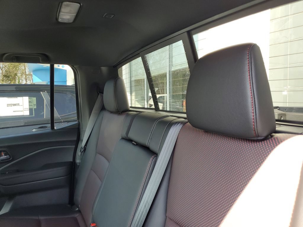 New 2026 Honda Ridgeline Black Edition image 9