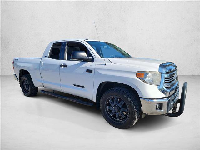 Used 2016 Toyota Tundra SR5 image 2