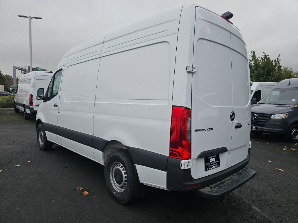 New 2025 Mercedes-Benz Sprinter 2500 image 4