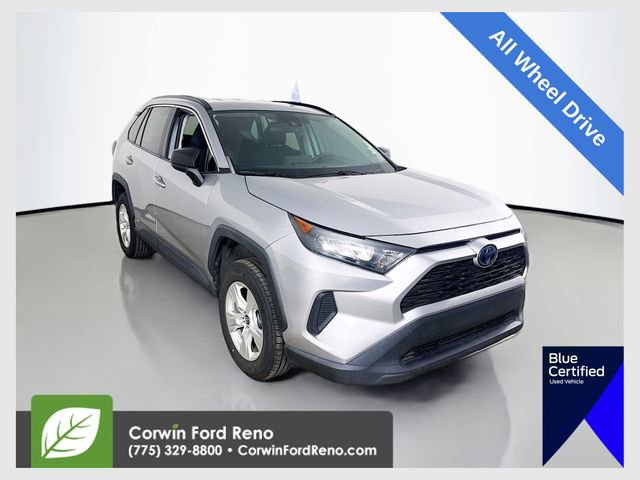 Used 2021 Toyota RAV4 LE image 1