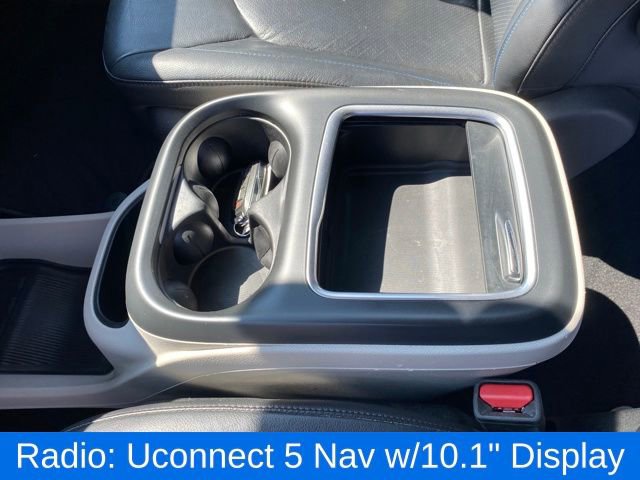 Used 2021 Chrysler Pacifica Touring-L image 15