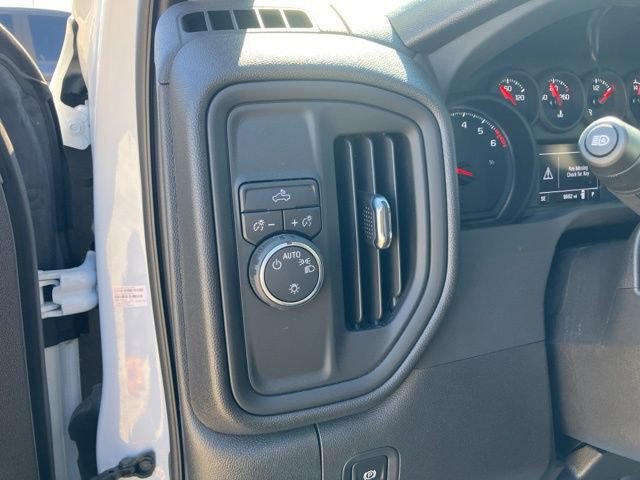 Used 2025 Chevrolet Silverado 1500 Custom image 27