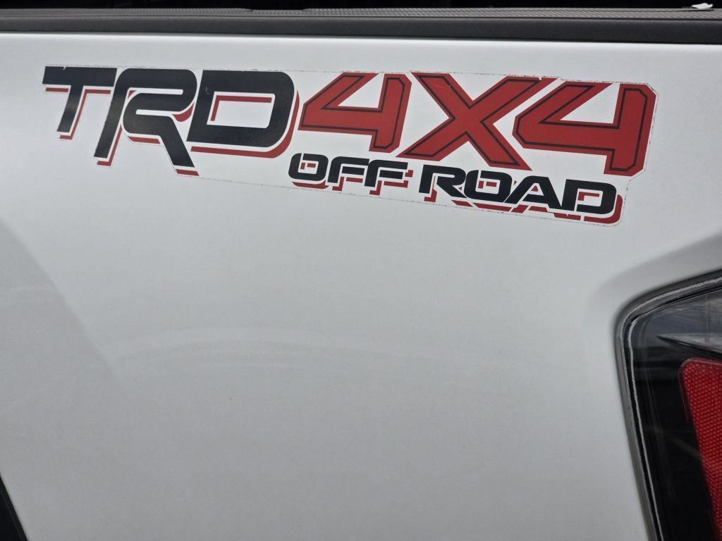 Used 2019 Toyota Tacoma TRD Off-Road AWD/4WD image 21