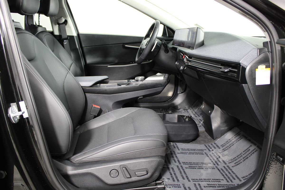 Used 2023 Kia EV6 Wind w/ Wind Technology Package AWD/4WD image 12