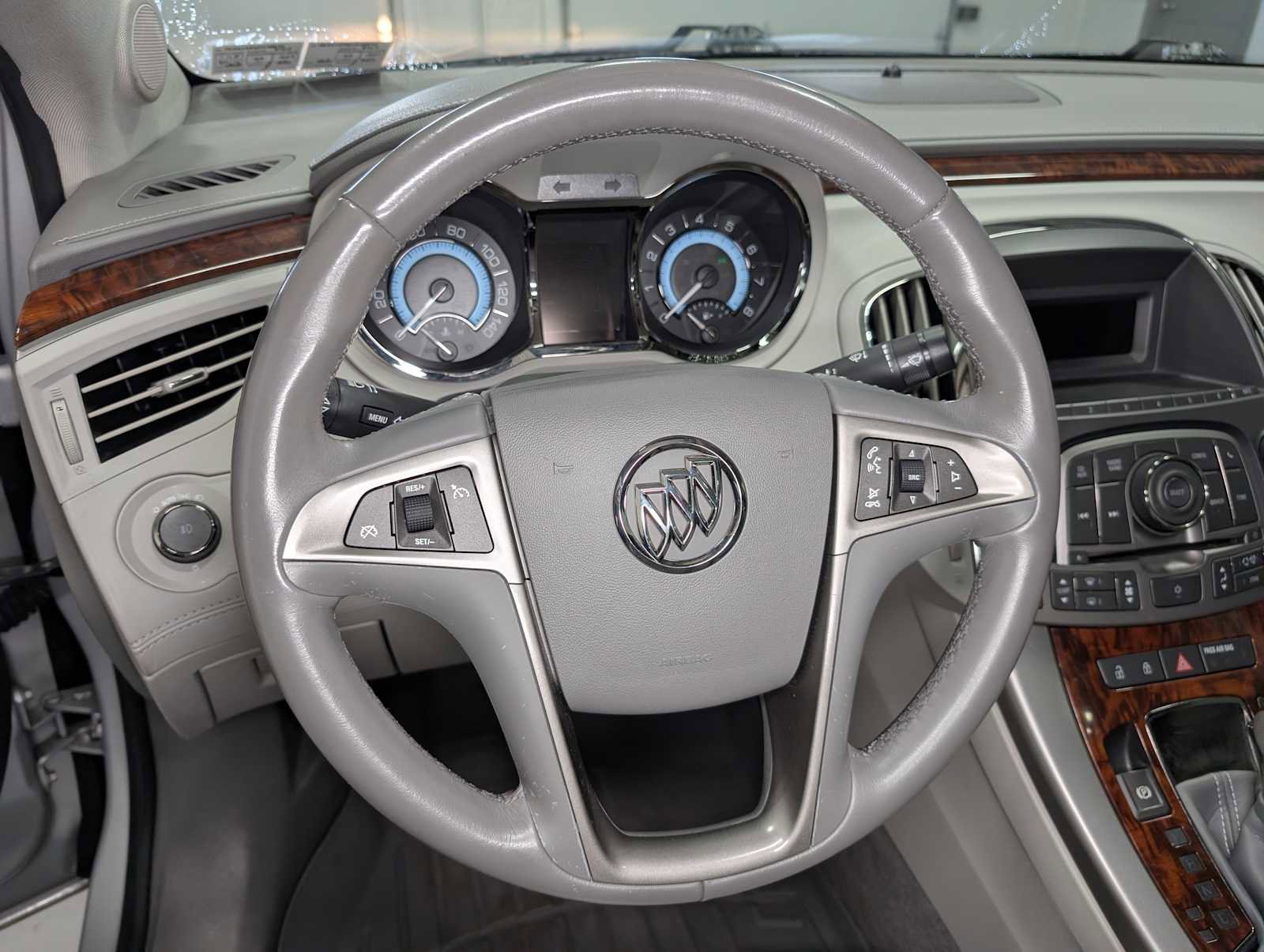 Used 2012 Buick LaCrosse Leather FWD image 33
