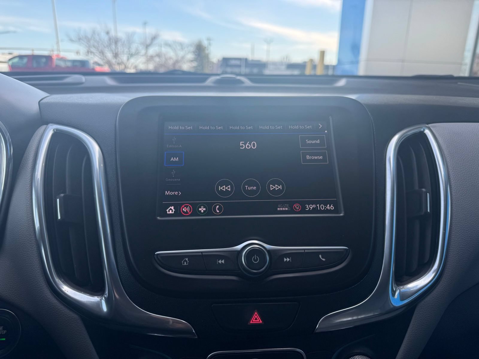 Used 2020 Chevrolet Equinox LT AWD/4WD image 17