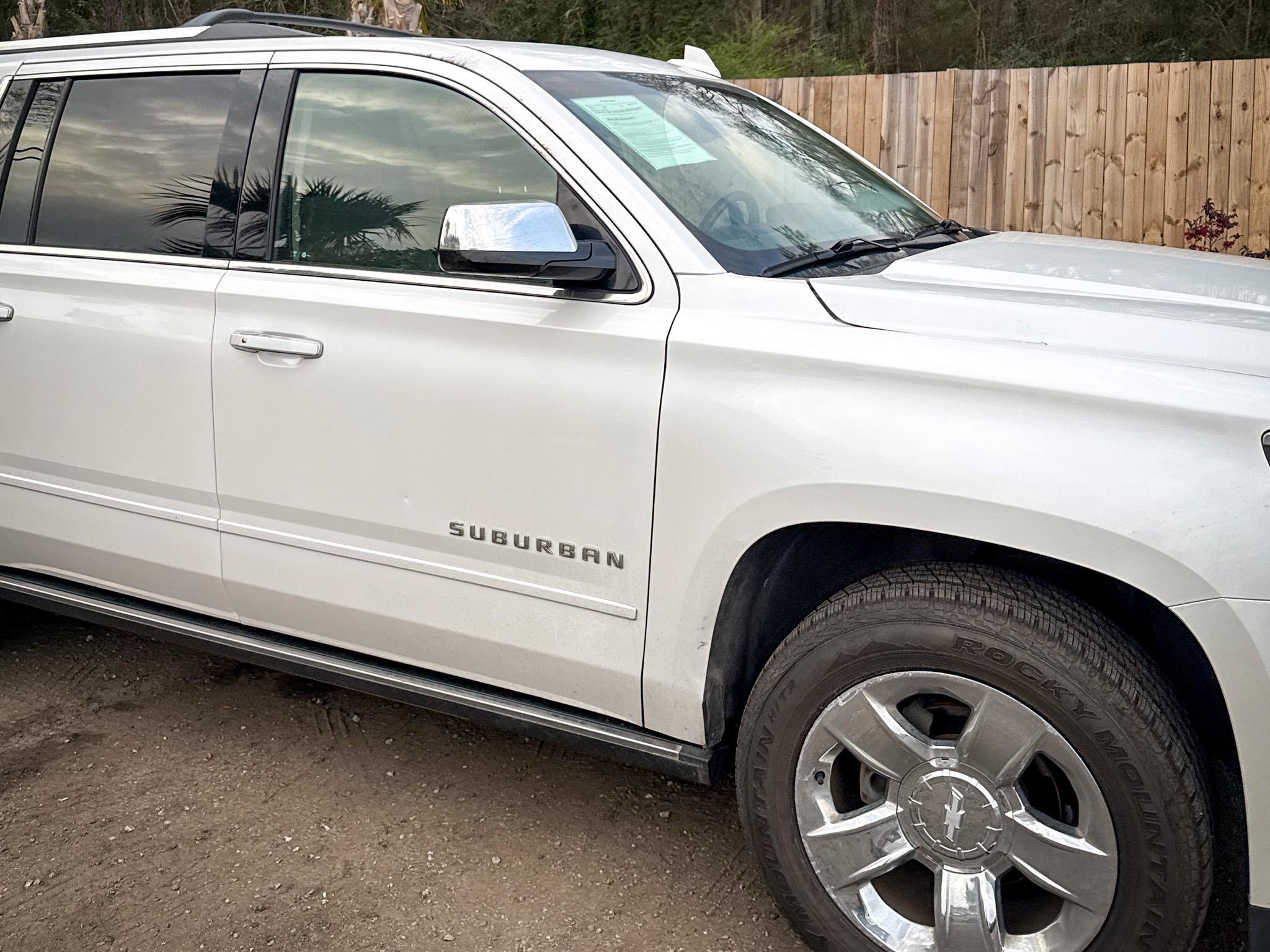 Used 2017 Chevrolet Suburban Premier AWD/4WD image 15