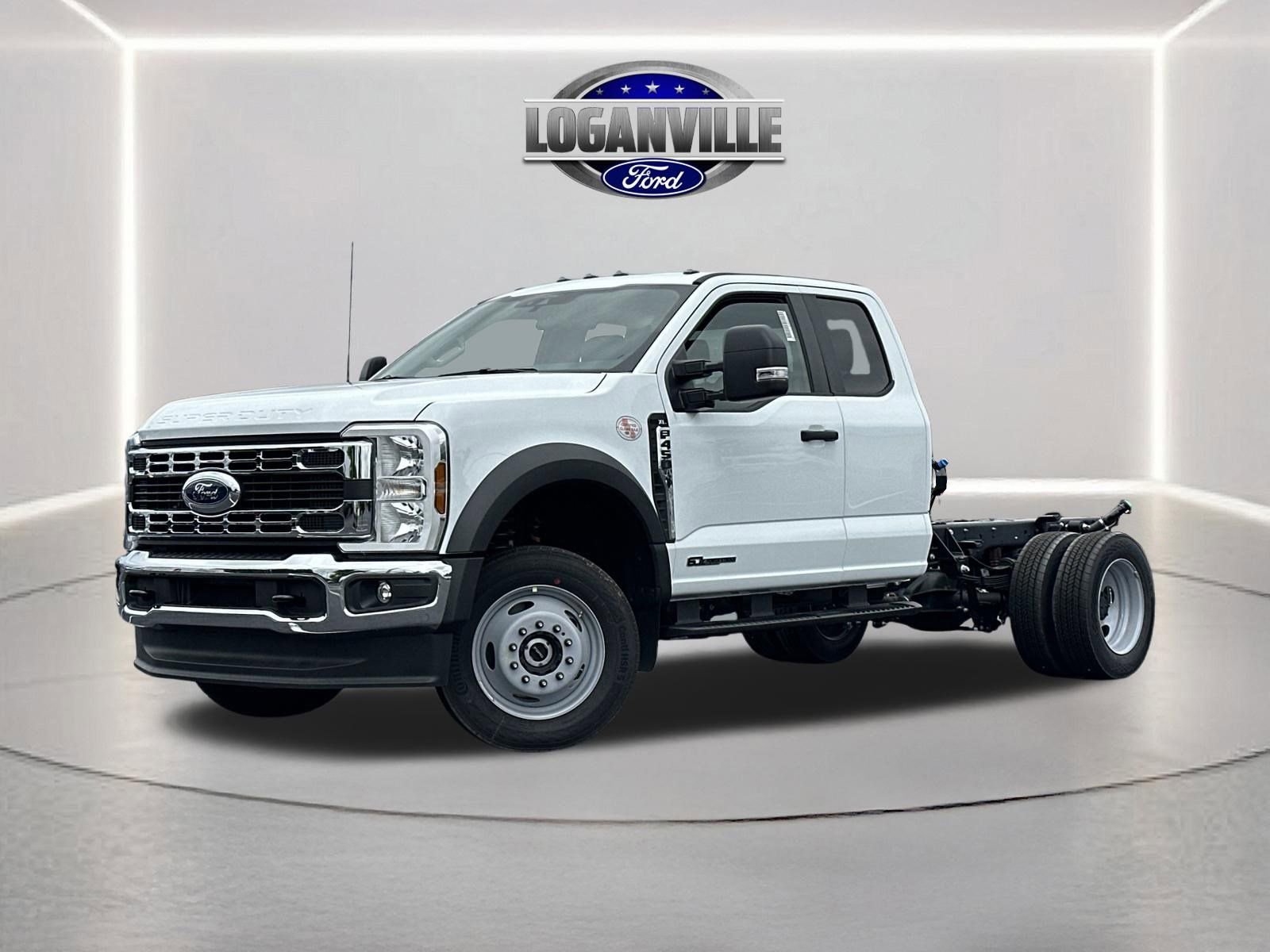 New 2025 Ford F450 XL w/ XL Chrome Package