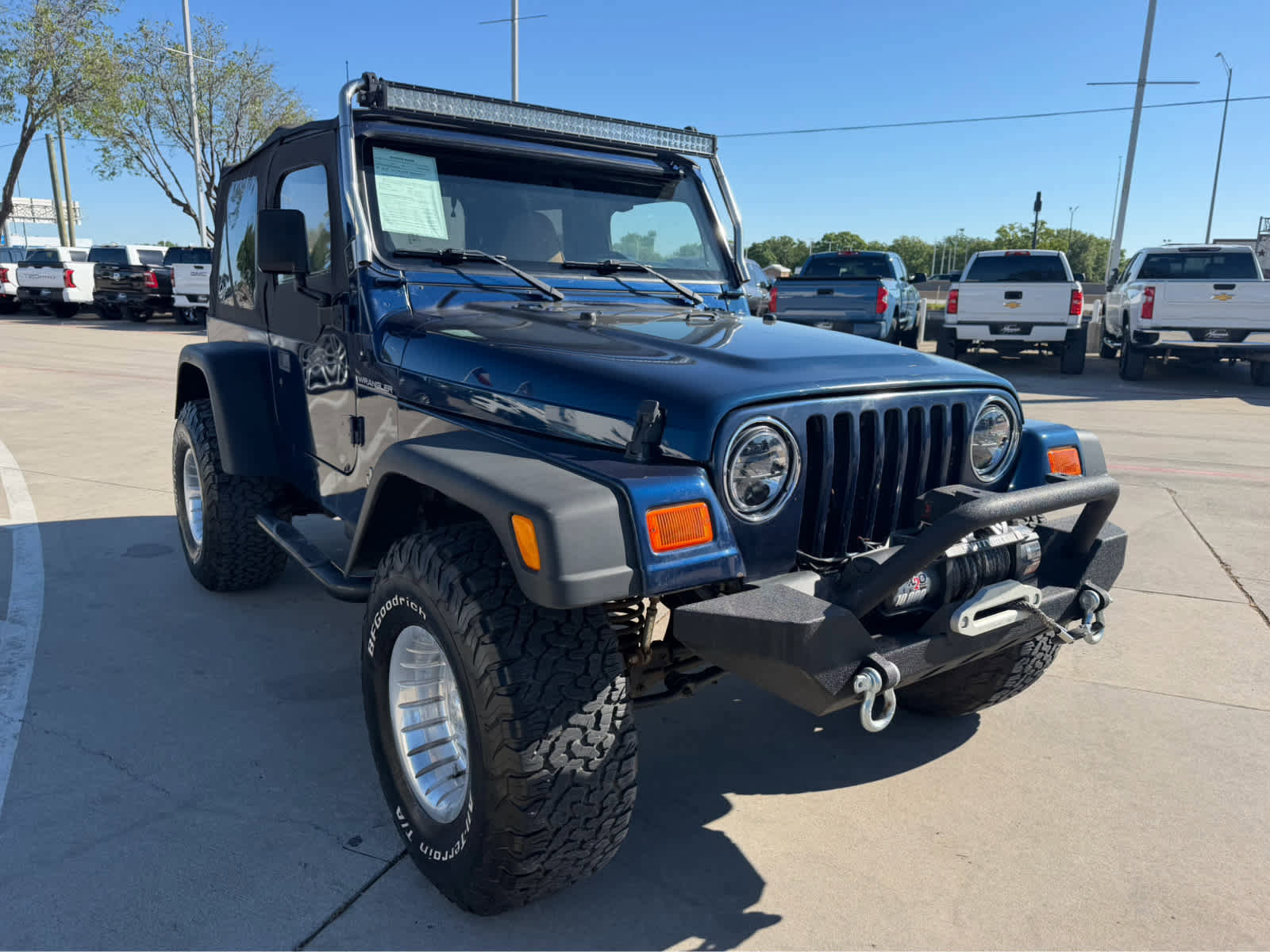 Used 2000 Jeep Wrangler SE image 5