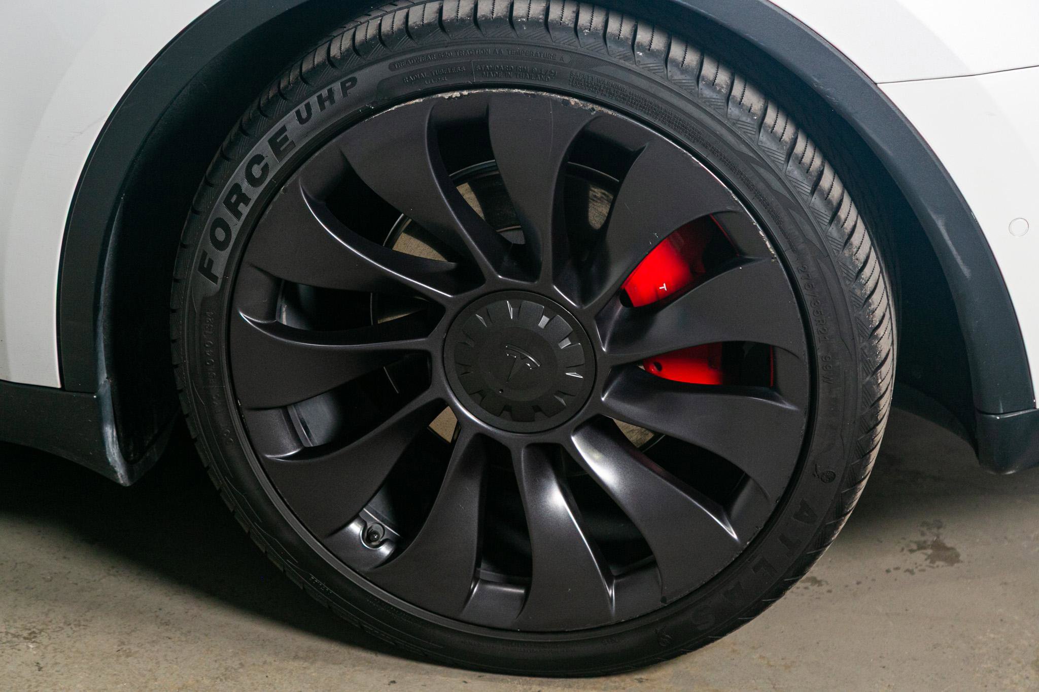 Used 2021 Tesla Model Y Performance image 19