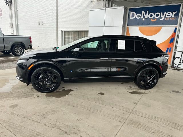 Used 2024 Chevrolet Equinox EV RS image 14