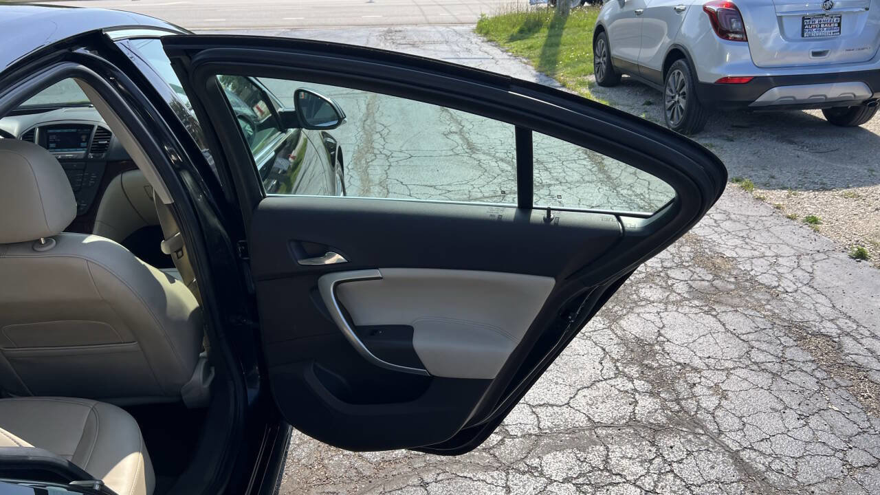 Used 2012 Buick Regal Premium image 35