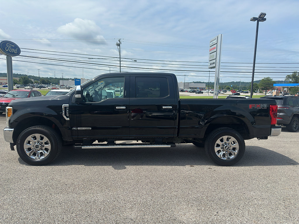 Used 2017 Ford F250 Lariat w/ Chrome Package AWD/4WD image 4