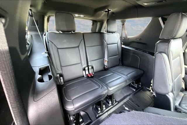 Used 2022 GMC Yukon XL Denali w/ Advanced Technology Package AWD/4WD image 25
