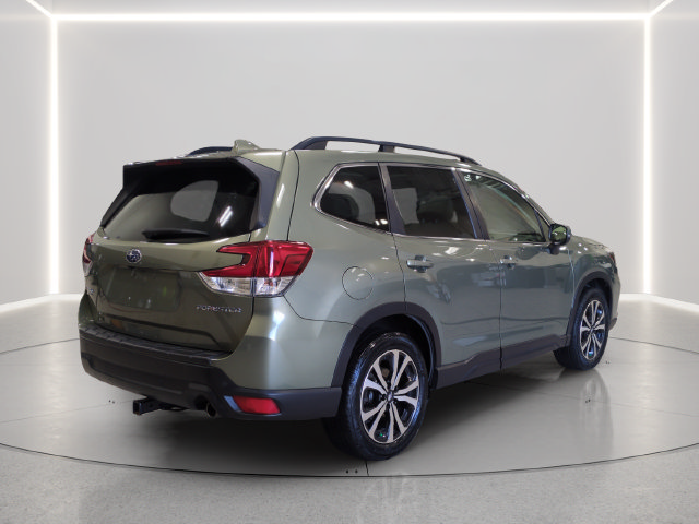 Used 2020 Subaru Forester Limited AWD/4WD image 5